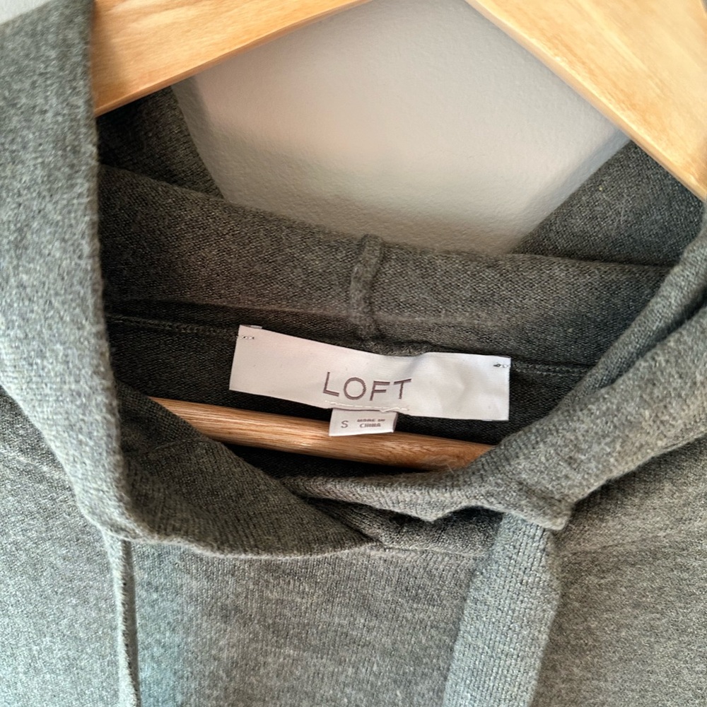 Loft Shirt - Picture 2 of 2